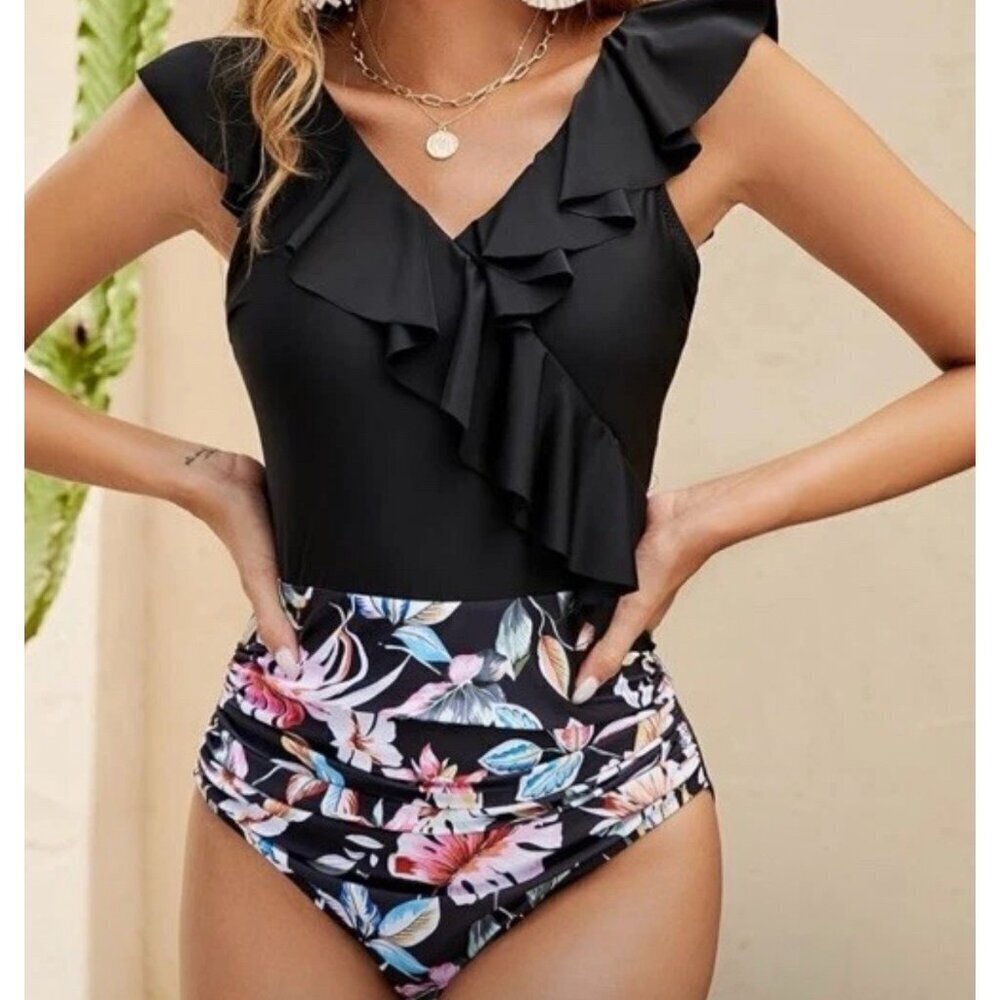 NEW BLOOMING JELLY Swimsuit Sz S Tummy Control Slimming One Piece BathingSuit